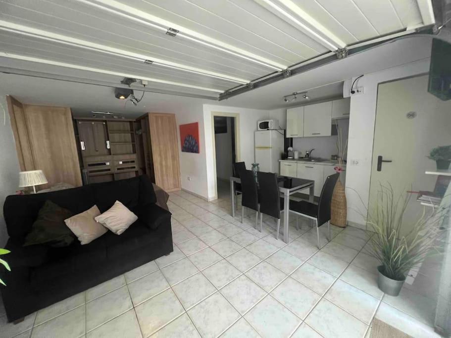 Loft Surf & Playa El Medano Con Wifi Luminoso Ideal Con Mascotas Apartment Luaran gambar